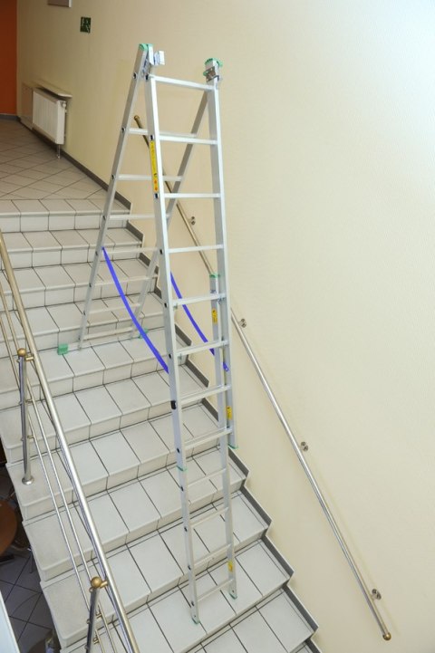 DRABINA ALUMINIOWA 3-ELEMENTOWA 954CM 14+14+14 SZCZEBLI
